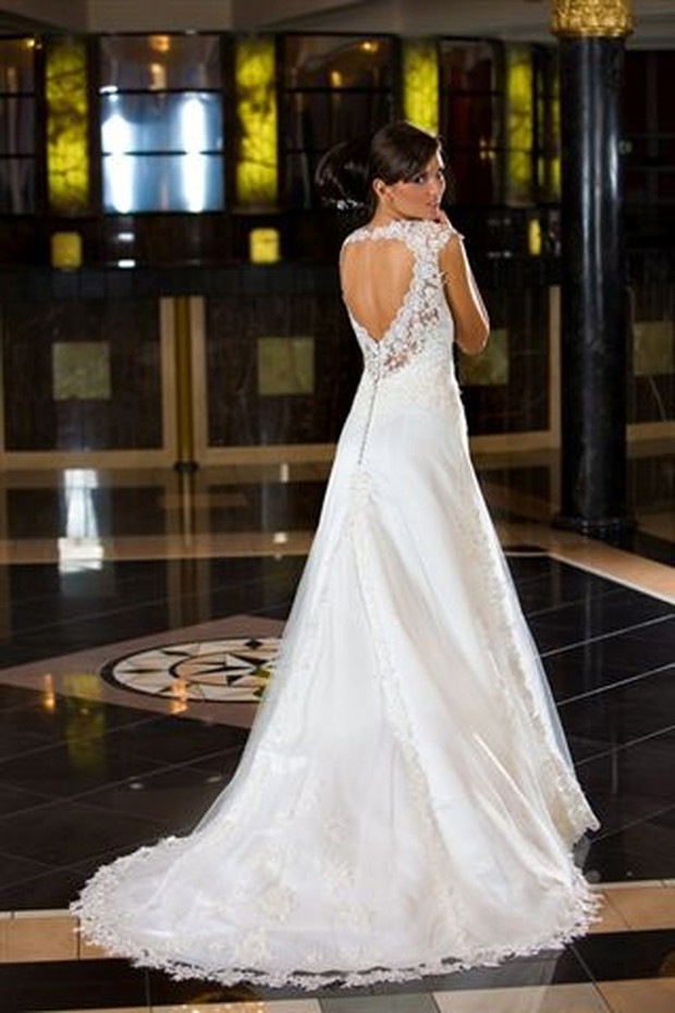 Najnowsza kolekcja mody ślubnej Emmi Mariage - zdjęcie