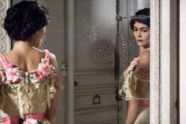 Coco Chanel - filmowa opowieść o Gabrielle Chanel - zdjęcie