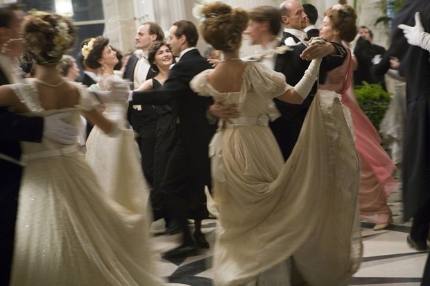 Coco Chanel - filmowa opowieść o Gabrielle Chanel - zdjęcie