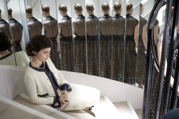 Coco Chanel - filmowa opowieść o Gabrielle Chanel - zdjęcie
