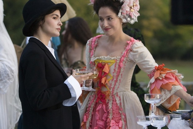 Coco Chanel - filmowa opowieść o Gabrielle Chanel - zdjęcie
