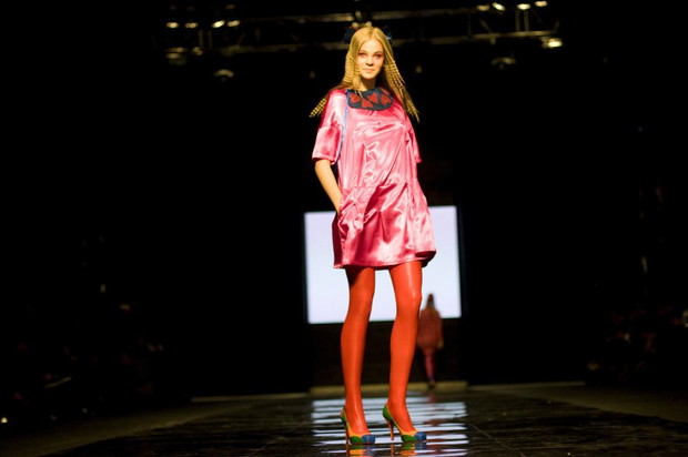 Pokazy młodych projektantów na Fashion Week Poland 2009 - zdjęcie