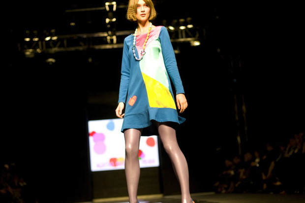 Pokazy młodych projektantów na Fashion Week Poland 2009 - zdjęcie