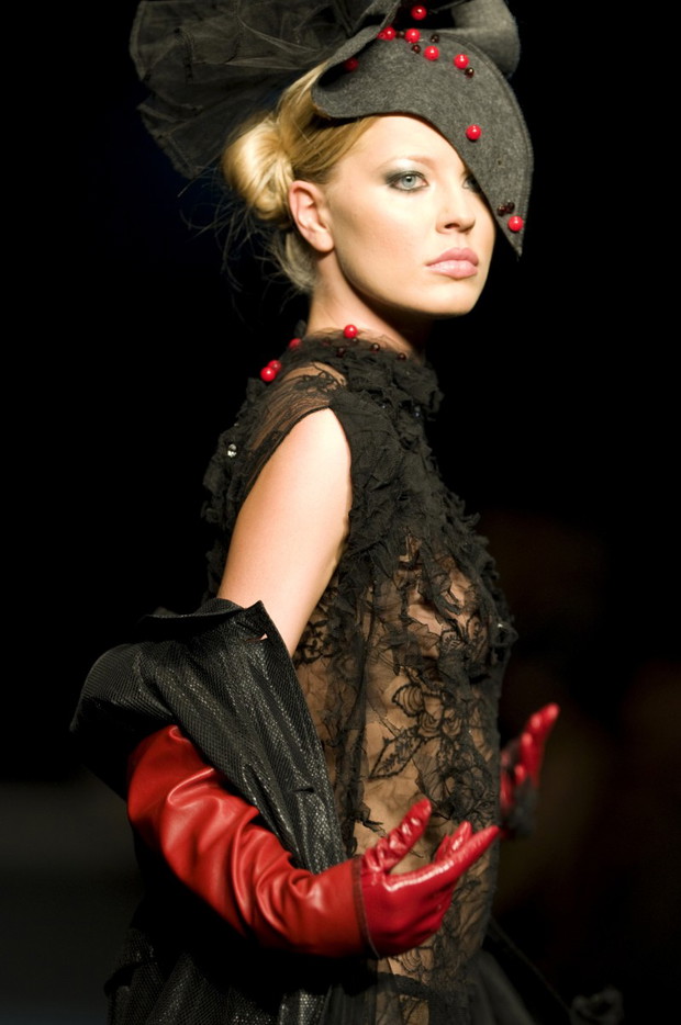 Pokazy młodych projektantów na Fashion Week Poland 2009 - zdjęcie