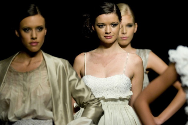 Pokazy młodych projektantów na Fashion Week Poland 2009 - zdjęcie