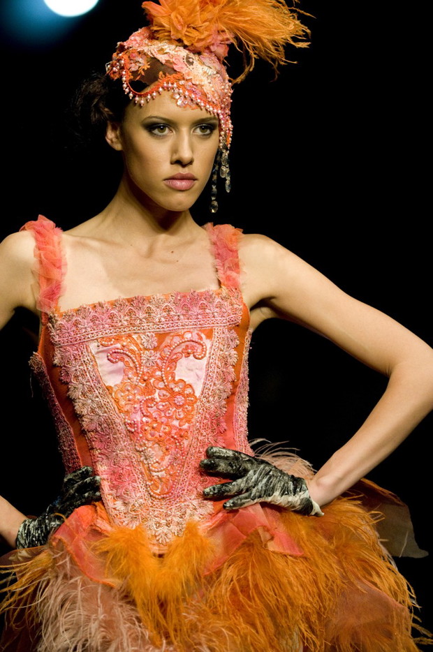 Pokazy młodych projektantów na Fashion Week Poland 2009 - zdjęcie