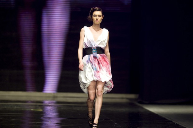 Pokazy młodych projektantów na Fashion Week Poland 2009 - zdjęcie