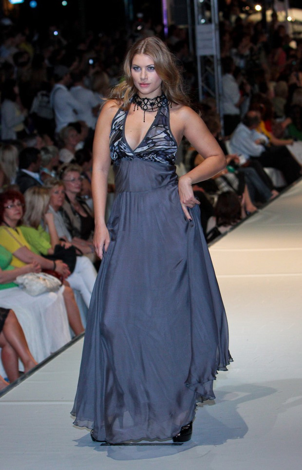 Gwiazdy na wybiegu podczas WFS 2009 - zdjęcie