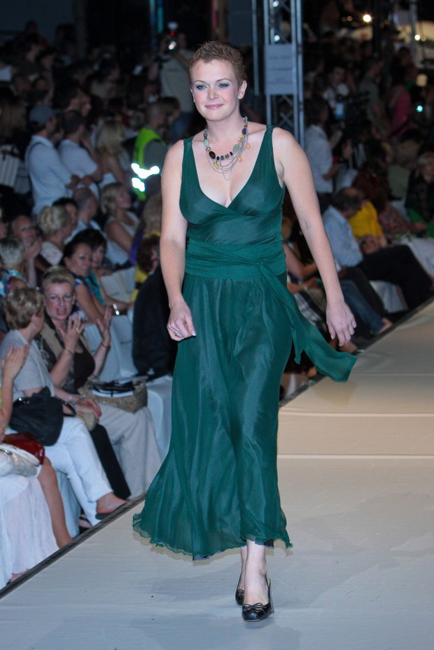 Gwiazdy na wybiegu podczas WFS 2009 - zdjęcie