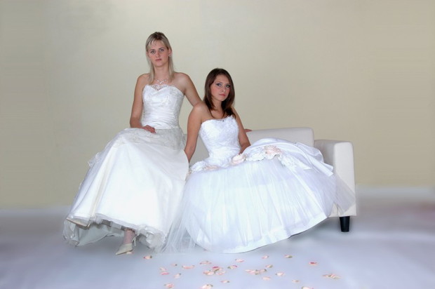 Suknie ślubne - kolekcja La Mademoiselle Royale - zdjęcie