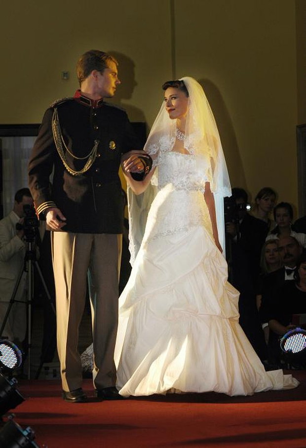 Bądź jak gwiazda kina - pokaz Annais 2010 - zdjęcie