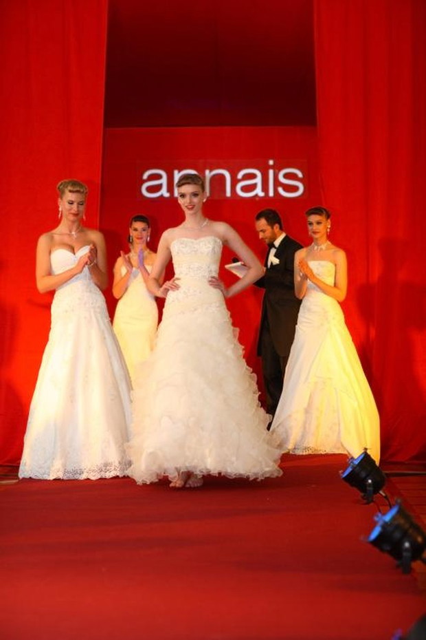 Bądź jak gwiazda kina - pokaz Annais 2010 - zdjęcie