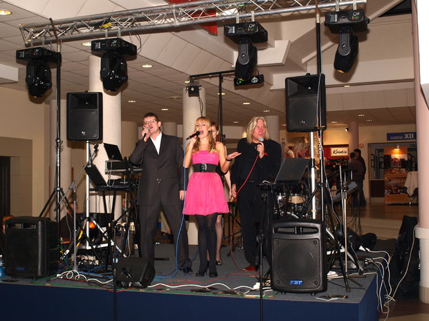 Fotorelacja z Festiwalu Mody Ślubnej Torwar 2009 - zdjęcie
