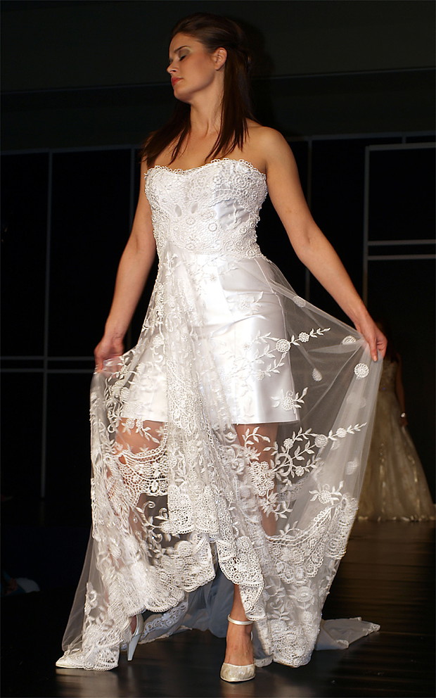Trendy w modzie ślubnej na 2010 r. - zdjęcie