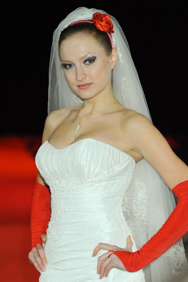 Fotorelacja z pokazu Polskiej Gali Ślubnej 2010 - zdjęcie