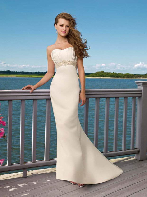 Kolekcja Voyage wiosna/lato 2010 od Mori Lee - zdjęcie