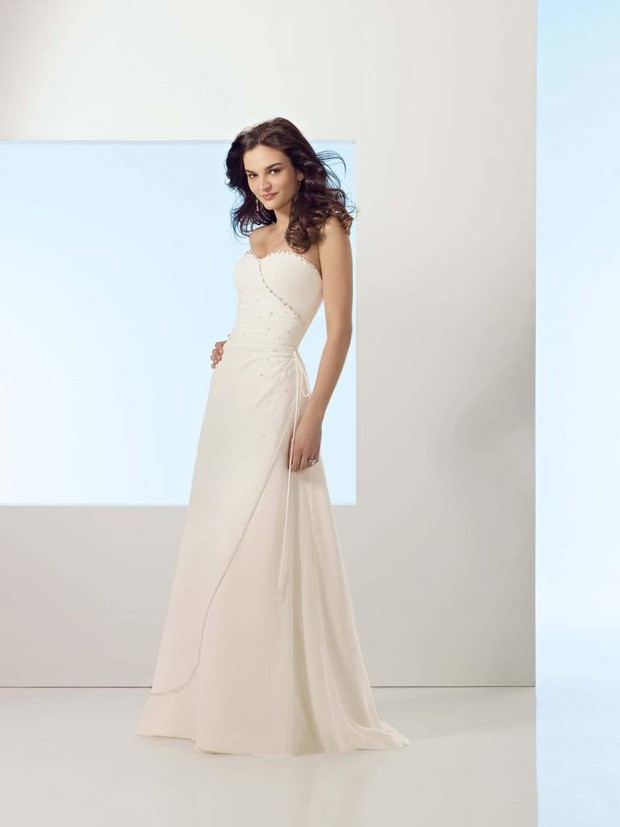 Kolekcja Voyage wiosna/lato 2010 od Mori Lee - zdjęcie