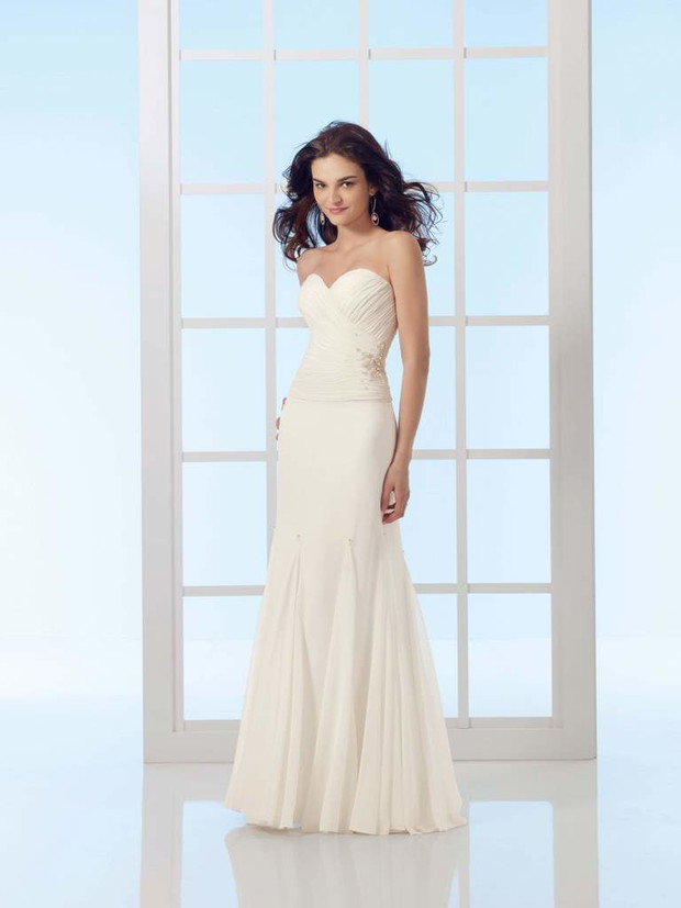 Kolekcja Voyage wiosna/lato 2010 od Mori Lee - zdjęcie