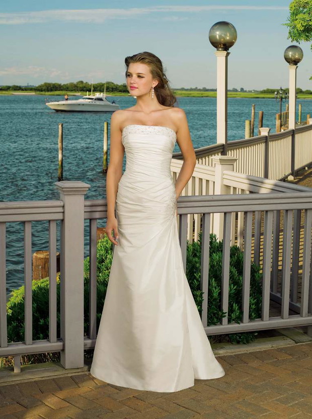 Kolekcja Voyage wiosna/lato 2010 od Mori Lee - zdjęcie