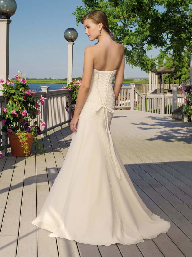 Kolekcja Voyage wiosna/lato 2010 od Mori Lee - zdjęcie