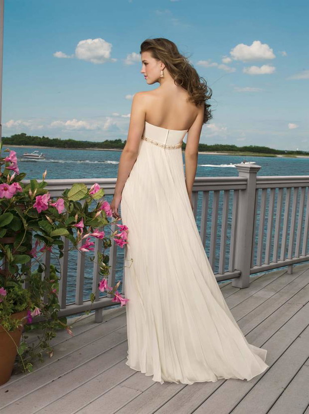 Kolekcja Voyage wiosna/lato 2010 od Mori Lee - zdjęcie