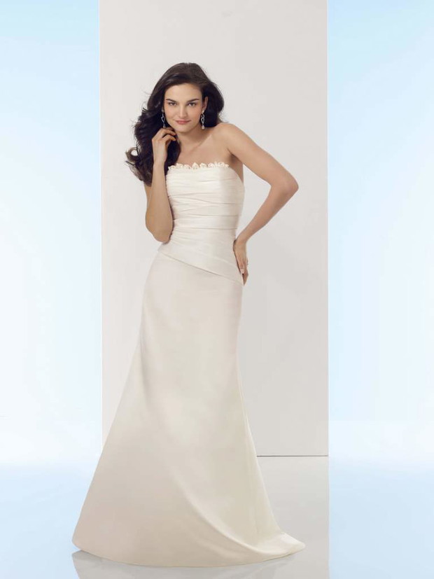 Kolekcja Voyage wiosna/lato 2010 od Mori Lee - zdjęcie