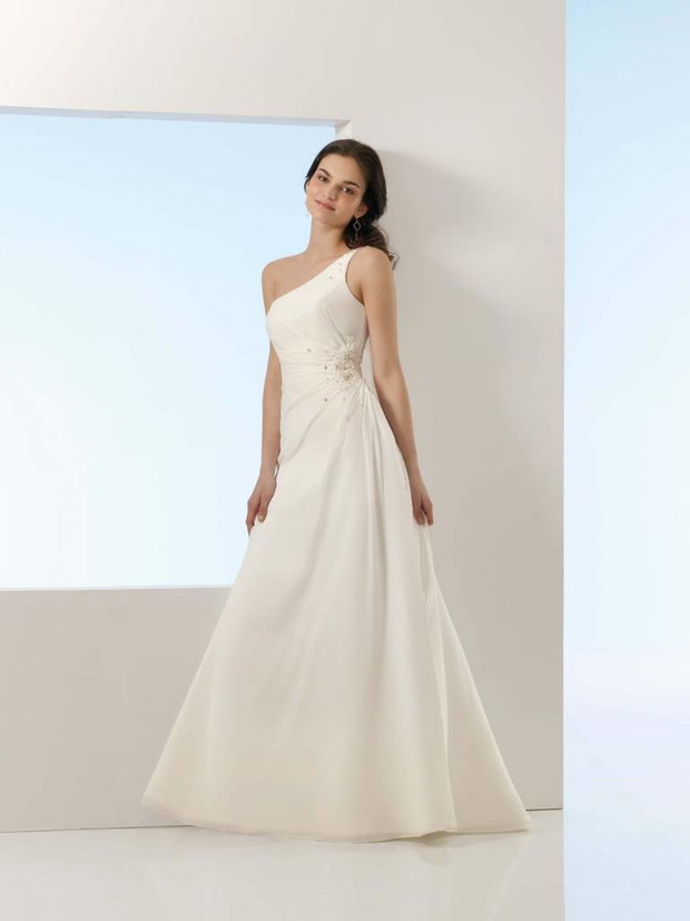 Kolekcja Voyage wiosna/lato 2010 od Mori Lee - zdjęcie