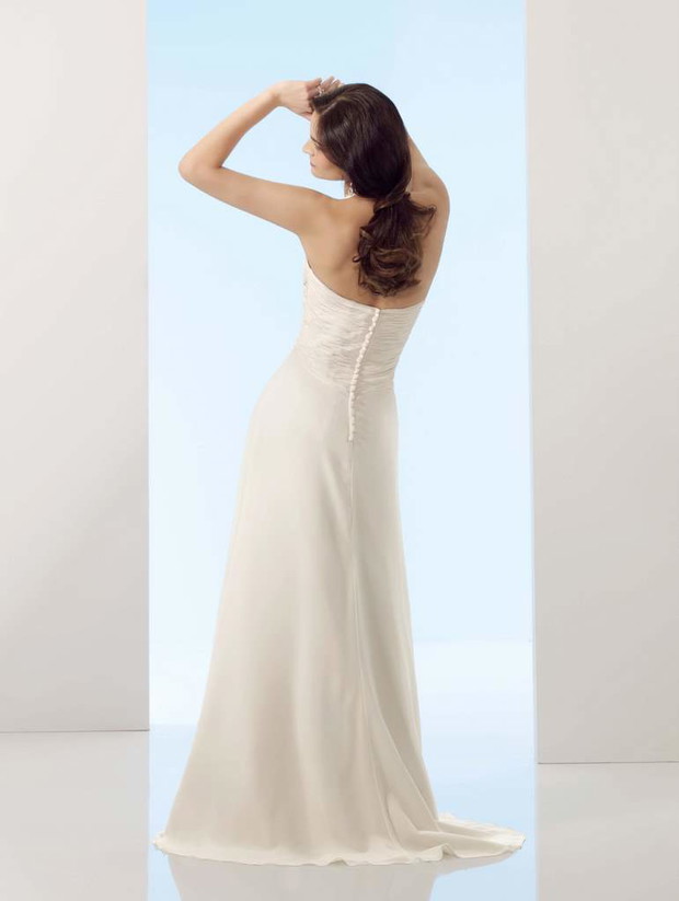 Kolekcja Voyage wiosna/lato 2010 od Mori Lee - zdjęcie