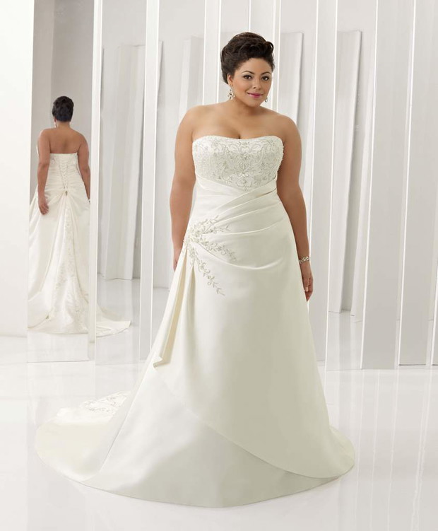 Mori Lee - kolekcja Julietta wiosna/lato 2010 - zdjęcie