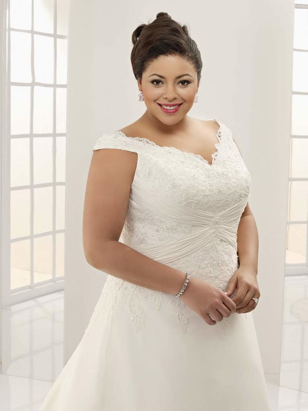Mori Lee - kolekcja Julietta wiosna/lato 2010 - zdjęcie