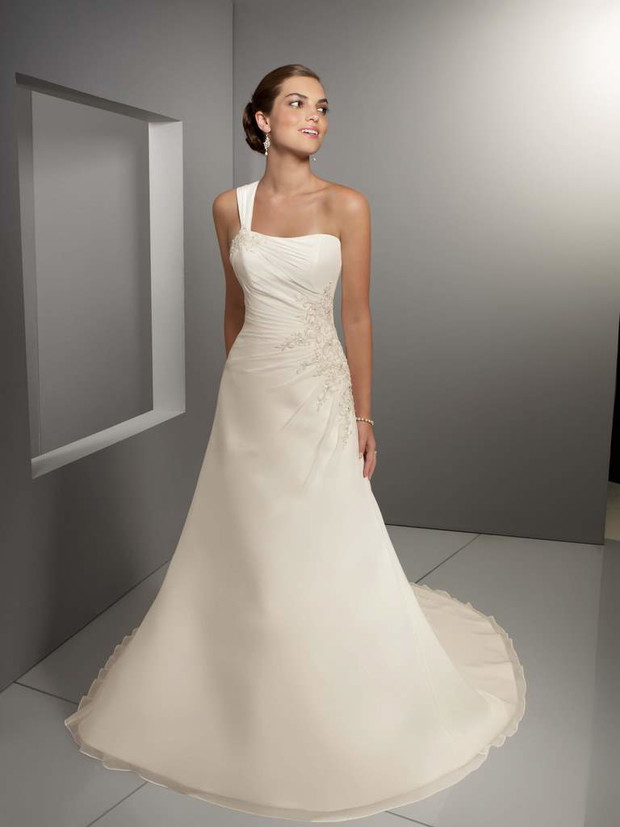 Najnowsza kolekcja Blu marki Mori Lee - zdjęcie