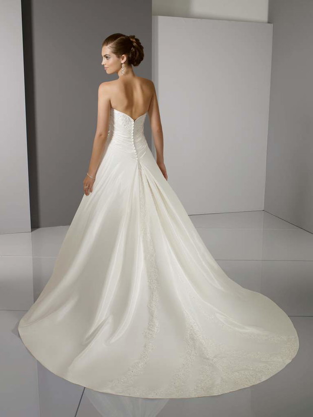 Najnowsza kolekcja Blu marki Mori Lee - zdjęcie