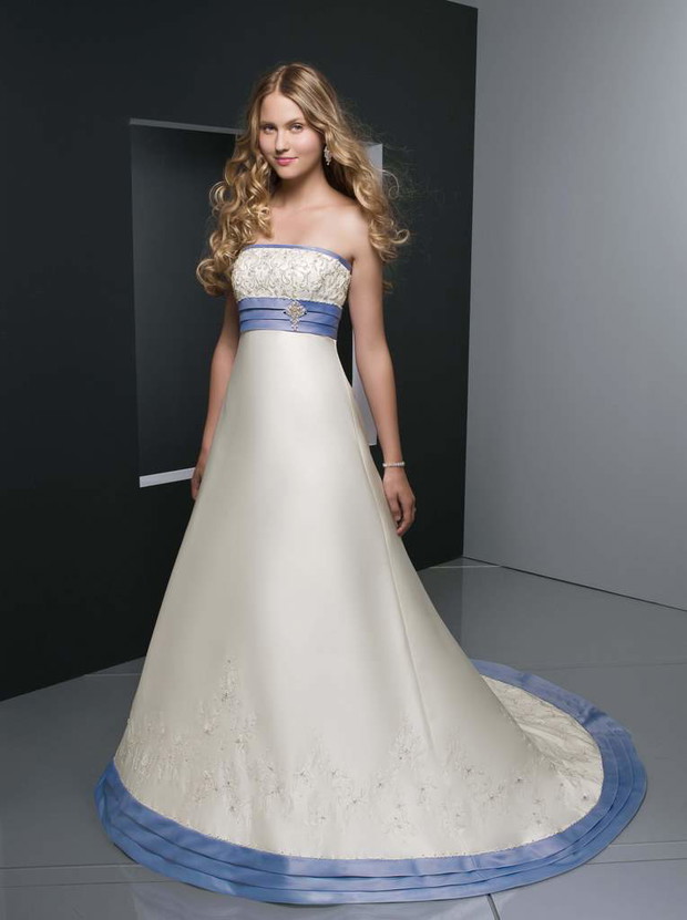 Wiosenno-letnia kolekcja Touch of Color marki Mori Lee - zdjęcie