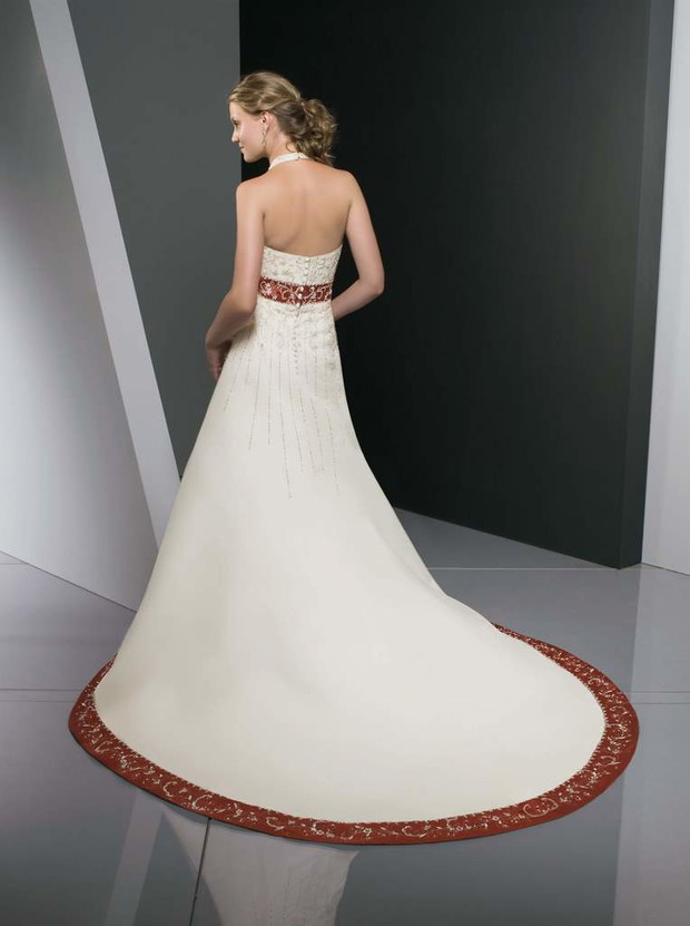 Wiosenno-letnia kolekcja Touch of Color marki Mori Lee - zdjęcie