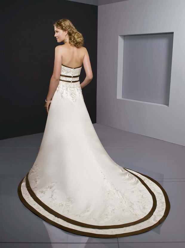Wiosenno-letnia kolekcja Touch of Color marki Mori Lee - zdjęcie