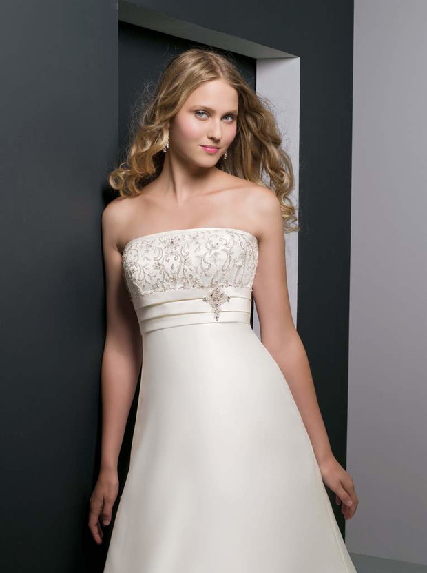 Wiosenno-letnia kolekcja Touch of Color marki Mori Lee - zdjęcie