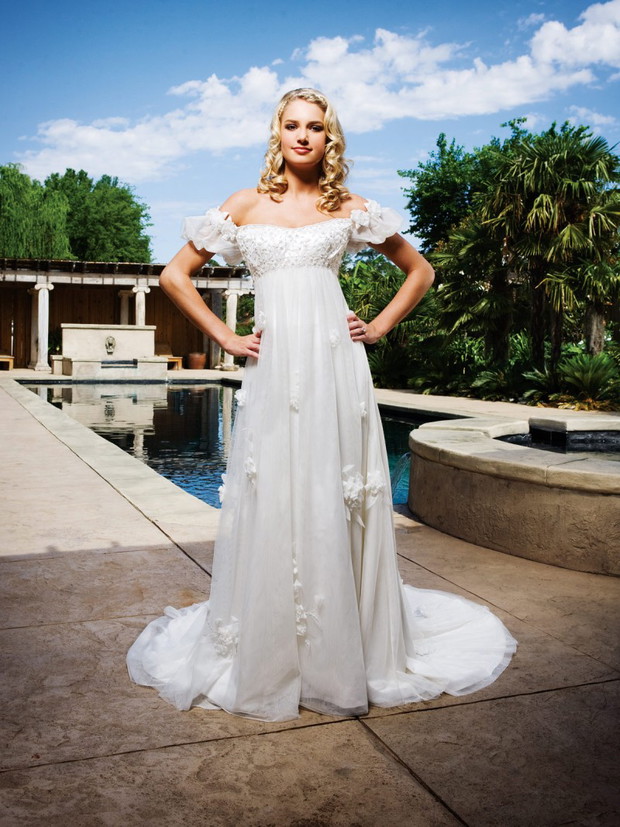 2be Bridal Elizabeth Darcy - suknie ślubne wiosna-lato 2010 - zdjęcie