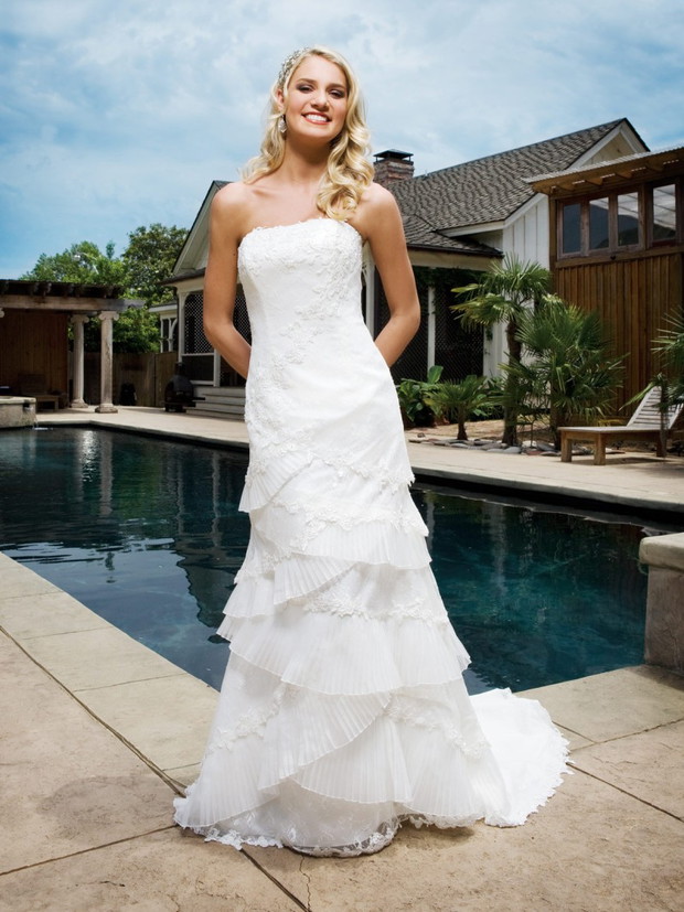 2be Bridal Elizabeth Darcy - suknie ślubne wiosna-lato 2010 - zdjęcie