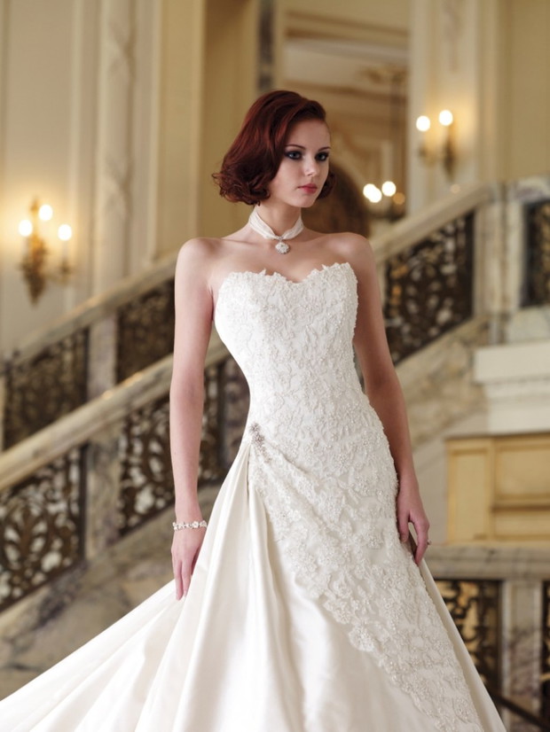Kolekcja sukien ślubnych Sophia Tolli 2010 - zdjęcie
