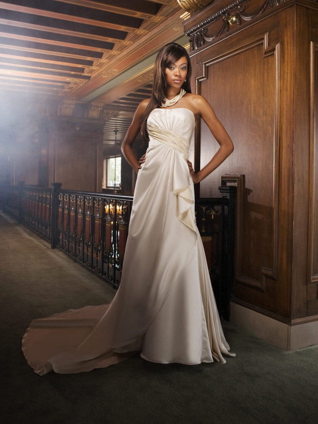 Suknie ślubne 2be Bridal Gavin Michaels wiosna/lato 2010 - zdjęcie