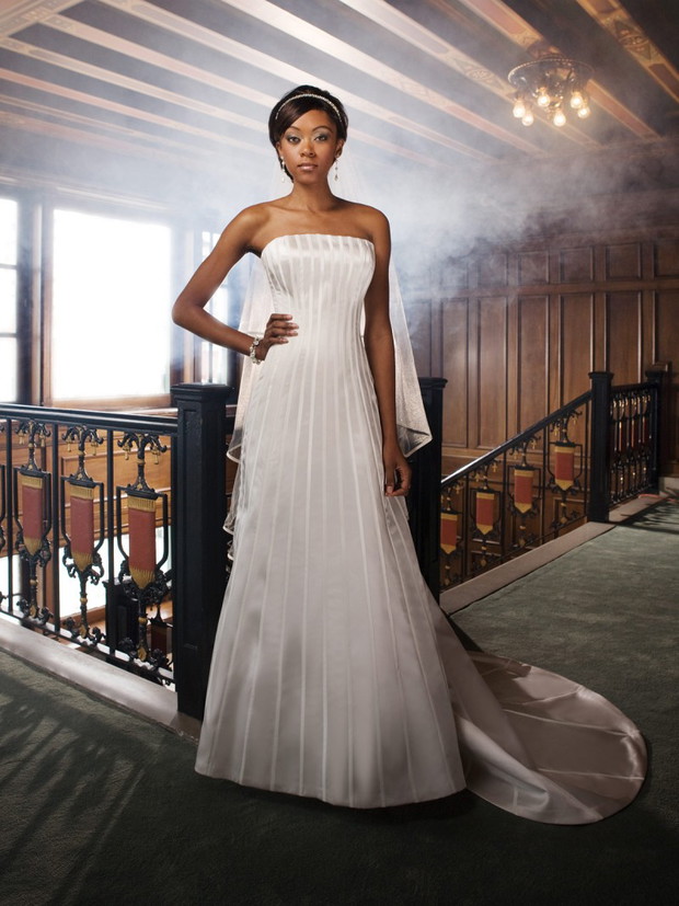 Suknie ślubne 2be Bridal Gavin Michaels wiosna/lato 2010 - zdjęcie