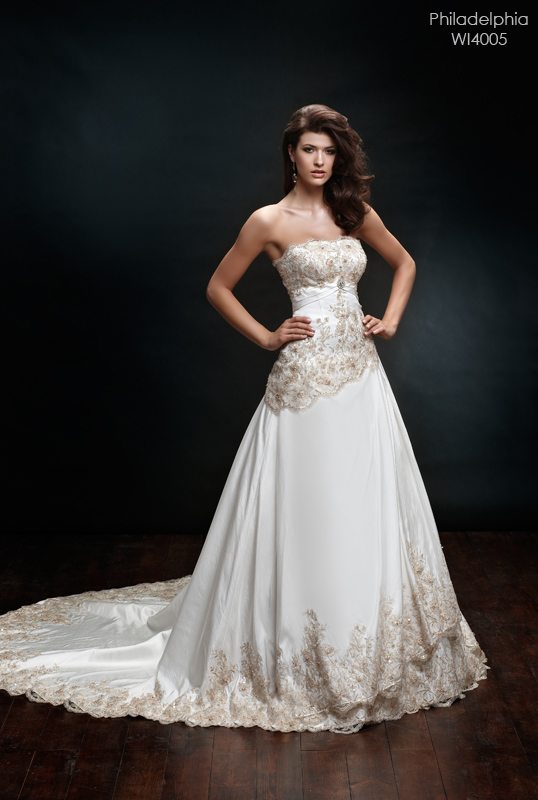 Suknie ślubne Wings Bridal wiosna/lato 2010 - zdjęcie