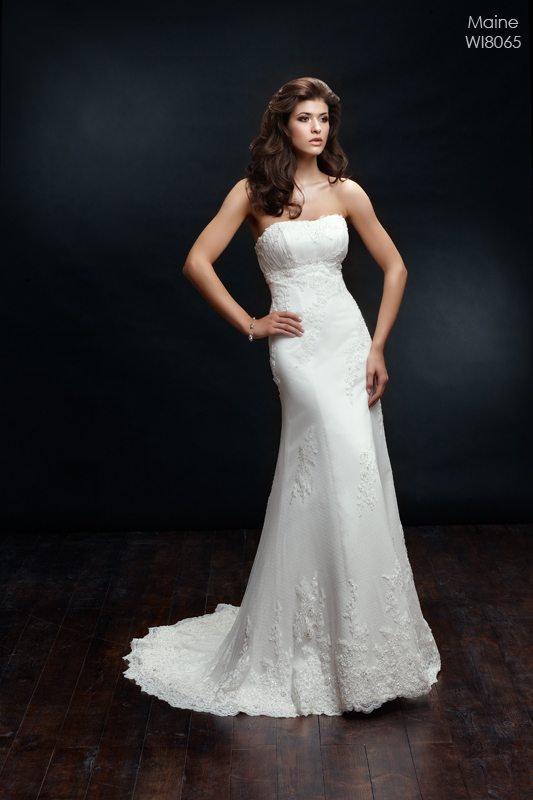 Suknie ślubne Wings Bridal wiosna/lato 2010 - zdjęcie