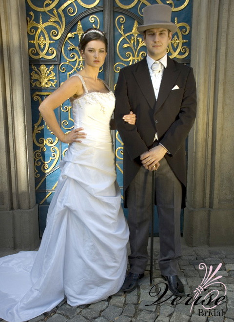 Suknie ślubne Verise - kolekcja 2010 - zdjęcie