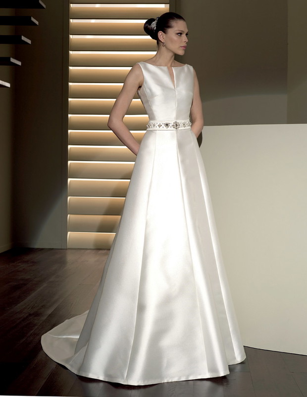 Suknie ślubne Novia d'Art 2010 - zdjęcie