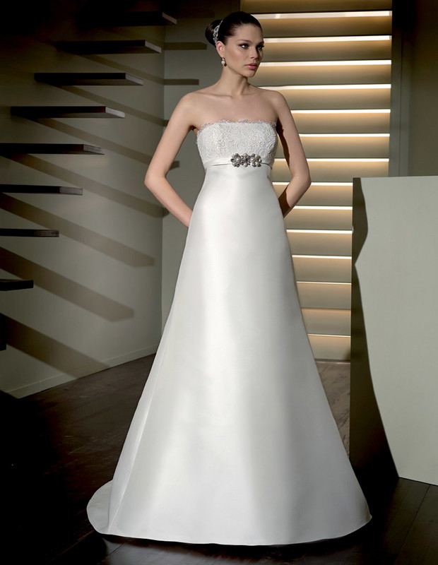Suknie ślubne Novia d'Art 2010 - zdjęcie