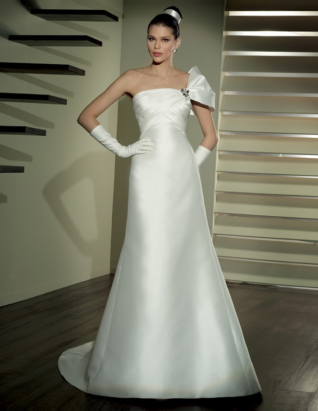Suknie ślubne Novia d'Art 2010 - zdjęcie