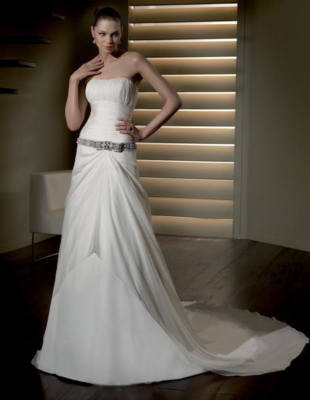 Suknie ślubne Novia d'Art 2010 - zdjęcie