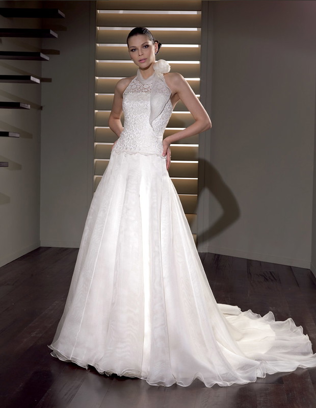 Suknie ślubne Novia d'Art 2010 - zdjęcie
