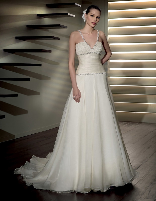 Suknie ślubne Novia d'Art 2010 - zdjęcie